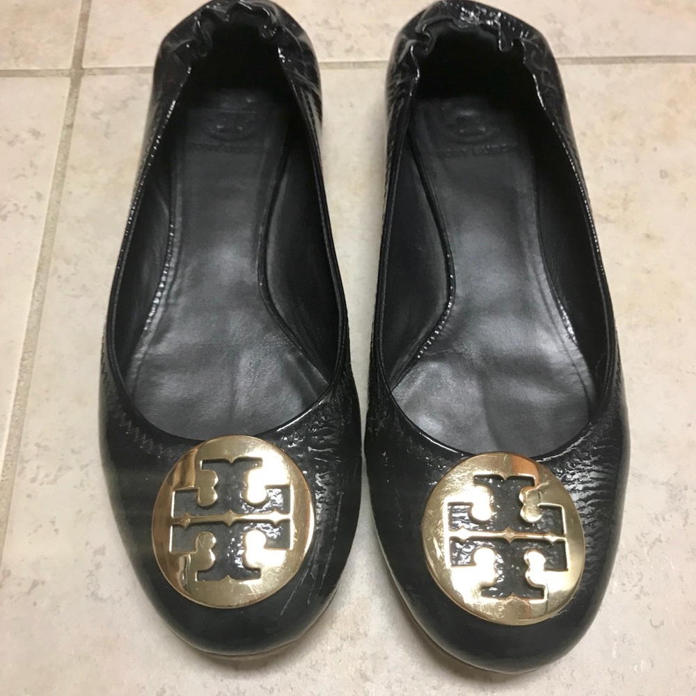 Tory Burch Navy Leather Flats